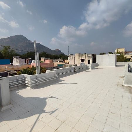 Nivas Hill View Homestay ติรุวันนามาลัย ภายนอก รูปภาพ