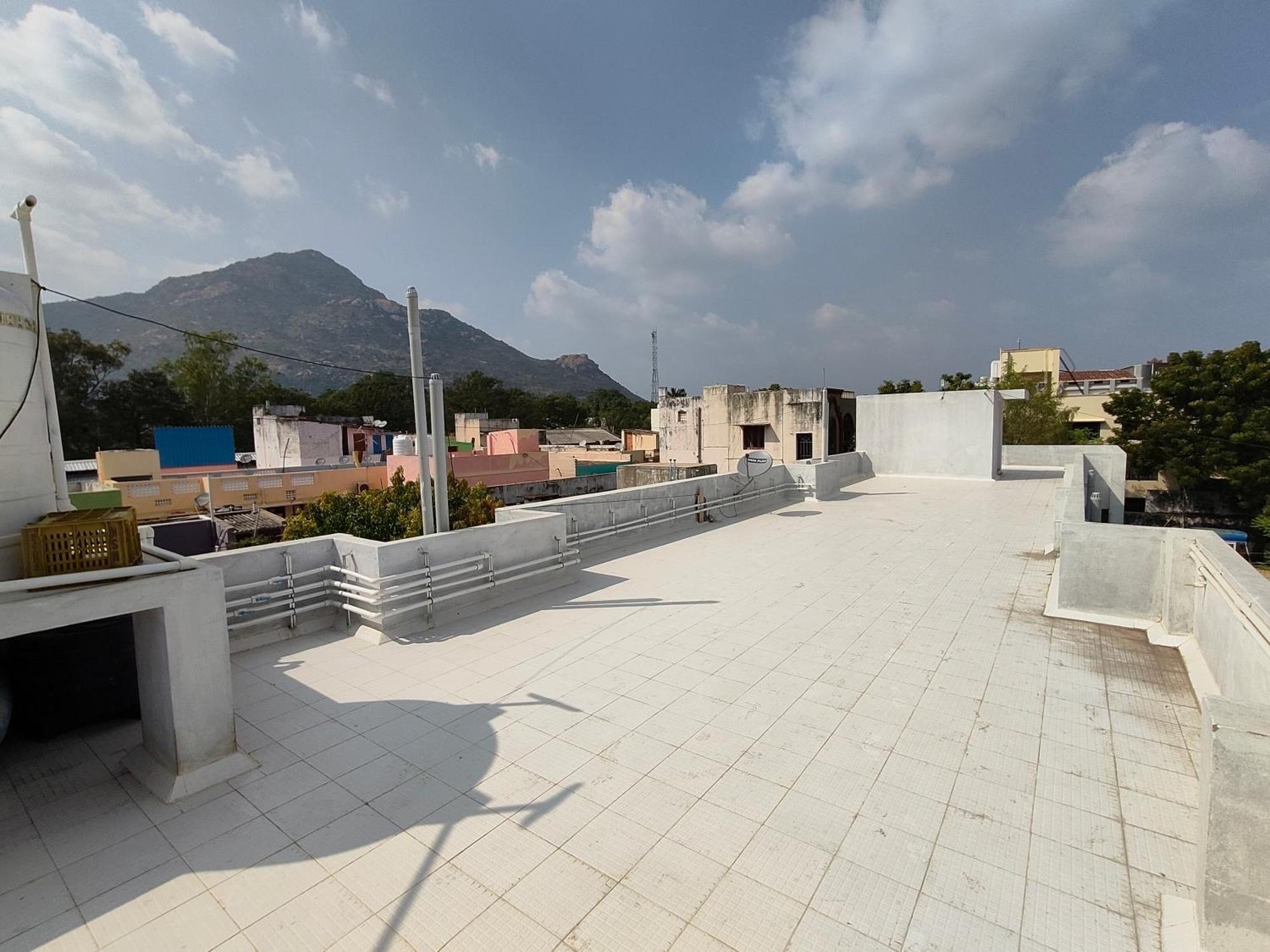 Nivas Hill View Homestay ติรุวันนามาลัย ภายนอก รูปภาพ